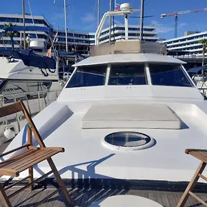 Bateau-hôtel Mar Y Pepa, Sant Adrià de Besòs